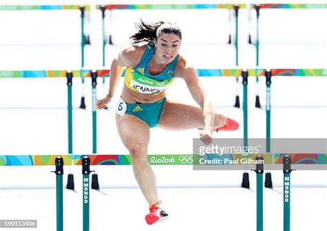 562 Michelle Jenneke Photos & High